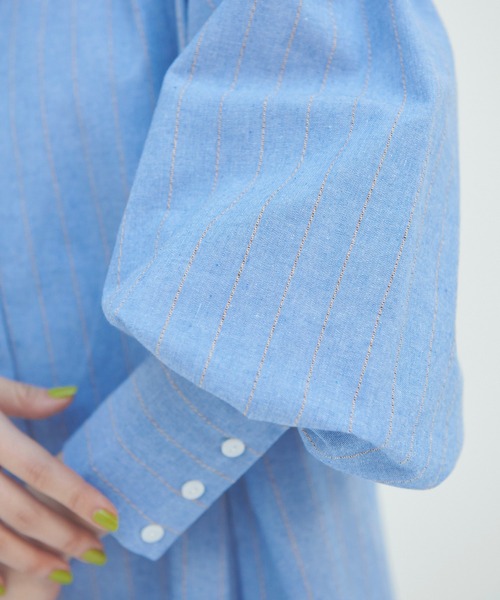 Libra Cue（リブラ キュー）の「ストライプボリュームスリーブワンピース（ワンピース・レディース・ホワイト/ブルー・FREE）」の10枚目の写真