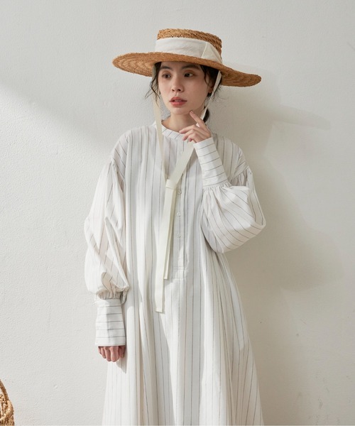 Libra Cue（リブラ キュー）の「ストライプボリュームスリーブワンピース（ワンピース・レディース・ホワイト/ブルー・FREE）」の19枚目の写真