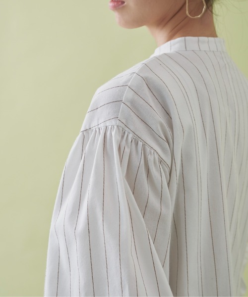 Libra Cue（リブラ キュー）の「ストライプボリュームスリーブワンピース（ワンピース・レディース・ホワイト/ブルー・FREE）」の8枚目の写真