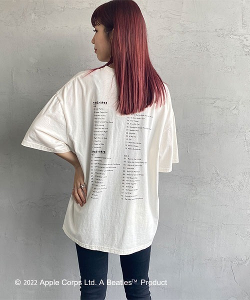The Beatles（ザビートルズ）の「[THE BEATLES/ザ ビートルズ] レコードプリント ビッグシルエットTシャツ（Tシャツ/カットソー・レディース・オフホワイト/チャコール・M/L/XL）」の10枚目の写真