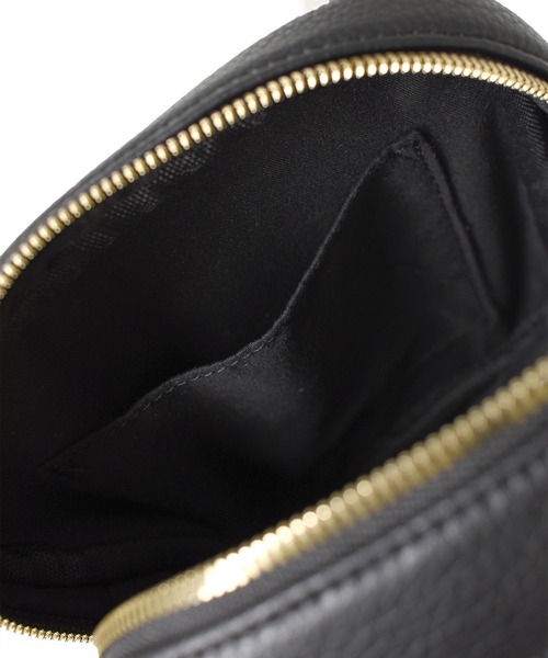 w closet（ダブルクローゼット）の「ラウンドスクエアショルダーBAG（ショルダーバッグ・レディース・ブラック/ブルー/グレイッシュベージュ・FREE）」の6枚目の写真