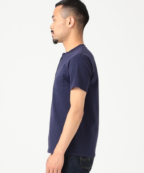 REMI RELIEF（レミレリーフ）の「REMI RELIEF × BEAMS PLUS / 別注 Henley Neck Pocket T-shirt（Tシャツ/カットソー・メンズ・ホワイト/ネイビー・SMALL/LARGE/MEDIUM/X-LARGE）」の12枚目の写真