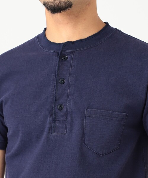 REMI RELIEF（レミレリーフ）の「REMI RELIEF × BEAMS PLUS / 別注 Henley Neck Pocket T-shirt（Tシャツ/カットソー・メンズ・ホワイト/ネイビー・SMALL/LARGE/MEDIUM/X-LARGE）」の17枚目の写真