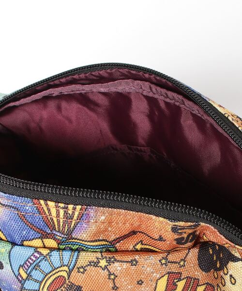 CHUMS（チャムス）の「CHUMS/チャムス ショルダーバック リサイクルスモールトラペゾイドショルダー CH60-3120（ショルダーバッグ・メンズ・ベージュ/ネイビー/ブラック/ブラウン・FREE）」の7枚目の写真