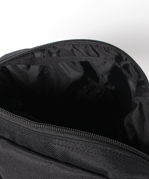 CHUMS（チャムス）の「CHUMS/チャムス ショルダーバック リサイクルスモールトラペゾイドショルダー CH60-3120（ショルダーバッグ・メンズ・ベージュ/ネイビー/ブラック/ブラウン・FREE）」の9枚目の写真