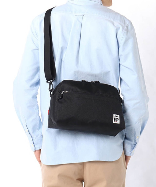 CHUMS（チャムス）の「CHUMS/チャムス ショルダーバック リサイクルスモールトラペゾイドショルダー CH60-3120（ショルダーバッグ・メンズ・ベージュ/ネイビー/ブラック/ブラウン・FREE）」の14枚目の写真