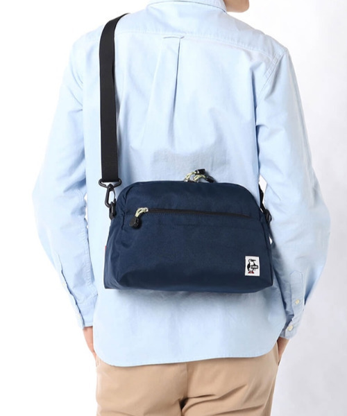 CHUMS（チャムス）の「CHUMS/チャムス ショルダーバック リサイクルスモールトラペゾイドショルダー CH60-3120（ショルダーバッグ・メンズ・ベージュ/ネイビー/ブラック/ブラウン・FREE）」の16枚目の写真