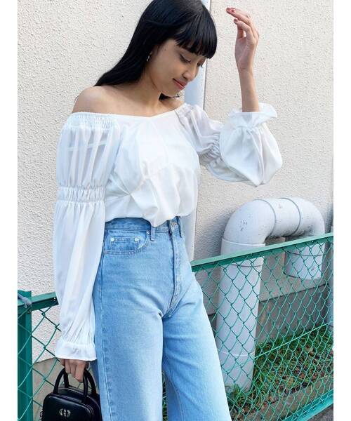 EMODA（エモダ）の「ギャザー2WAYデコルテトップ（シャツ/ブラウス・レディース・その他/ホワイト/ブラック/ミント・FREE）」の12枚目の写真