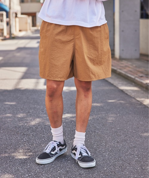 TRUSS（トラス）の「水陸両用！【TRUSS】バーサタイルナイロンDEVICEショーツ TECHパンツ ハーフパンツ NSV-505（その他パンツ・メンズ・ブラック/ベージュ/ネイビー/グレー/ピンク/イエロー/ミント/マルチ/パープル/オリーブ/ライトオレンジ系/ライトブラウン/ブルー/セージグリーン/スモークピンク・M/L/XL）」の4枚目の写真