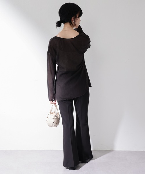 SHENERY（シーナリー）の「コットンシアー楊柳2WAYトップス（シャツ/ブラウス・レディース・ブラック/ベージュ/ボルドー・FREE）」の17枚目の写真