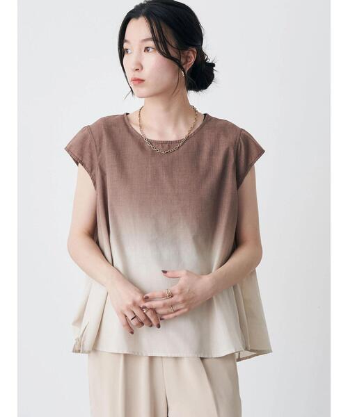 earth music&ecology(アースミュージックアンドエコロジー)の「段染めブラウス(Tシャツ/カットソー・レディース・ベージュ/ブルーグリーン・FREE)」の18枚目の写真