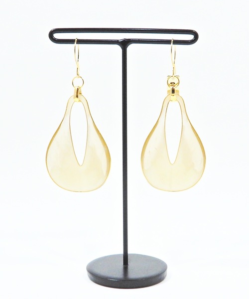 The Rule(ザルール)の「The Rule ザルール:Horn hook pierced earring:マーフル ホーンフックピアス(ピアス(両耳用)・レディース・ベージュ/グレー・FREE)」の6枚目の写真