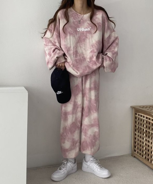 【セール】タイダイ柄セットアップ ルームウエアー（ルームウェア/パジャマ）｜deux amour（ドゥーザムール）