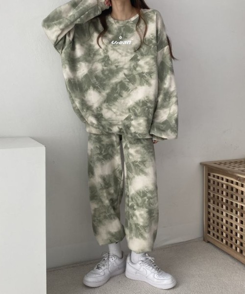 【セール】タイダイ柄セットアップ ルームウエアー（ルームウェア/パジャマ）｜deux amour（ドゥーザムール）