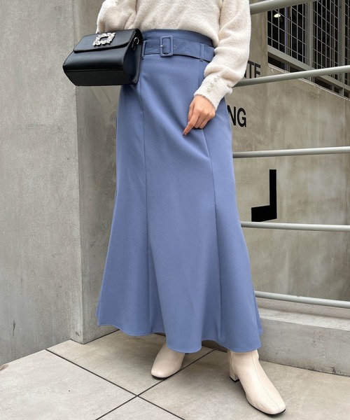 INGNI（イング）の「共ベルト付マーメイドスカート／A（スカート・レディース・ブラック/グレー系その他/ボルドー/ブラウン/ピンク/ブルー・FREE）」の5枚目の写真