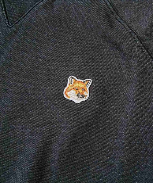 Maison Kitsune(メゾンキツネ)の「MAISON KITSUNE FOX HEAD PATCH CLASSIC SWEATSHIRT メゾン キツネ フォックスヘッド パッチ ワンポイント スウェット(スウェット・メンズ・ブラック/ネイビー/グレー・LARGE/X-LARGE/SMALL/MEDIUM/XX-LARGE)」の16枚目の写真