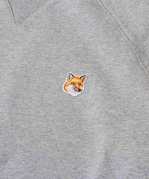 Maison Kitsune(メゾンキツネ)の「MAISON KITSUNE FOX HEAD PATCH CLASSIC SWEATSHIRT メゾン キツネ フォックスヘッド パッチ ワンポイント スウェット(スウェット・メンズ・ブラック/ネイビー/グレー・LARGE/X-LARGE/SMALL/MEDIUM/XX-LARGE)」の5枚目の写真