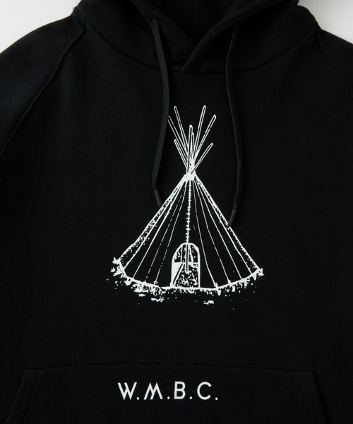 WHITE MOUNTAINEERING（ホワイトマウンテニアリング）の「"TIPI"HOODIE（パーカー・メンズ・ブラック・1/2/0）」の2枚目の写真