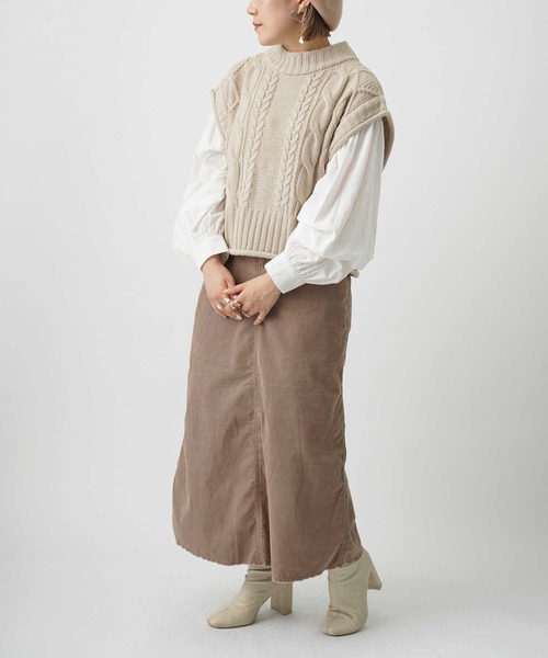 HONEYSUCKLE ROSE（ハニーサックルローズ）の「【HONEYSUCKLE ROSE】ケーブル編みベスト（ベスト・レディース・キナリ/グレー・M/L）」の6枚目の写真