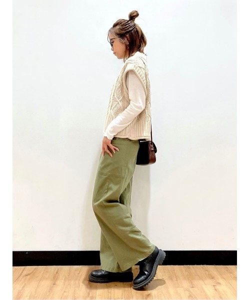 HONEYSUCKLE ROSE（ハニーサックルローズ）の「【HONEYSUCKLE ROSE】ケーブル編みベスト（ベスト・レディース・キナリ/グレー・M/L）」の22枚目の写真