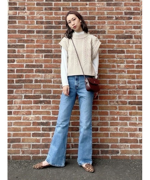 HONEYSUCKLE ROSE（ハニーサックルローズ）の「【HONEYSUCKLE ROSE】ケーブル編みベスト（ベスト・レディース・キナリ/グレー・M/L）」の15枚目の写真