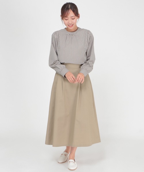ikka(イッカ)の「TCツイルタックフレアスカート(スカート・レディース・ベージュ/オリーブ・L/M)」の5枚目の写真