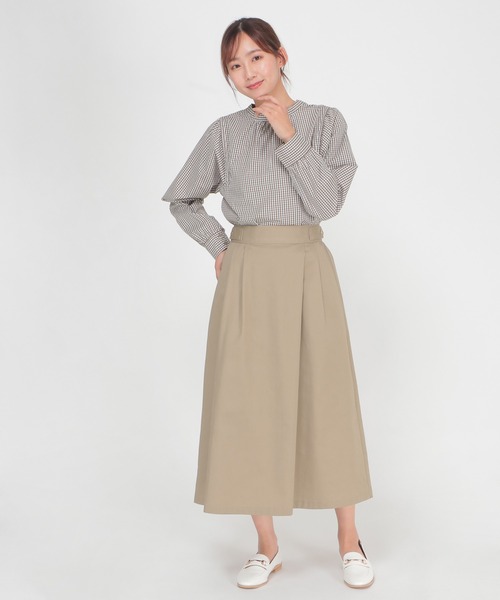 ikka(イッカ)の「TCツイルタックフレアスカート(スカート・レディース・ベージュ/オリーブ・L/M)」の6枚目の写真