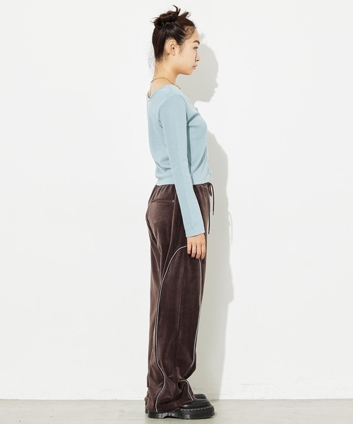 X-girl(エックスガール)の「RIB BACK OPEN TOP(カーディガン/ボレロ・レディース・ライトブルー/ホワイト/ブラック・M/S)」の20枚目の写真