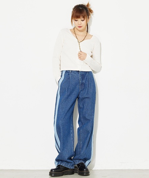 X-girl(エックスガール)の「RIB BACK OPEN TOP(カーディガン/ボレロ・レディース・ライトブルー/ホワイト/ブラック・M/S)」の4枚目の写真
