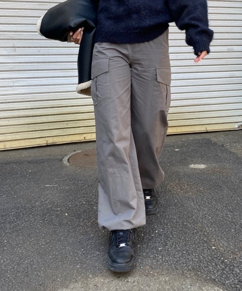 SHAGGIE（シャギー）の「ドローコードワイドカーゴスノーパンツ（カーゴパンツ・レディース・チャコールグレー/ブラック/ブラウン/カーキ/その他・FREE）」の12枚目の写真