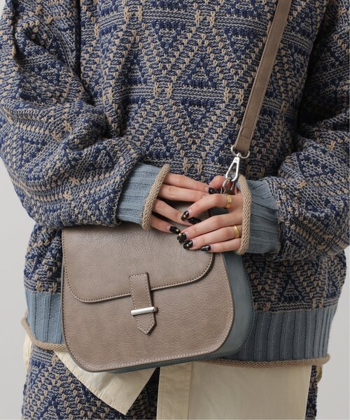 DOUBLE NAME（ダブルネーム）の「配色ステッチ合皮ショルダーBAG（ショルダーバッグ・レディース・ブラウン/スミクロ/キナリ・FREE）」の7枚目の写真