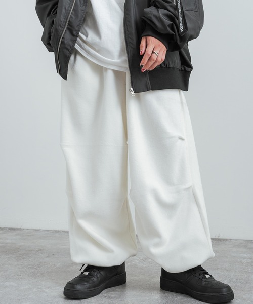 Rocky Monroe(ロッキーモンロー)の「マイクロフリースボアスウェット ワイドイージーパンツ(スウェットパンツ・メンズ・ブラック/オレンジ/ロイヤルブルー/パープル/グリーン/オフホワイト・M/L)」の10枚目の写真