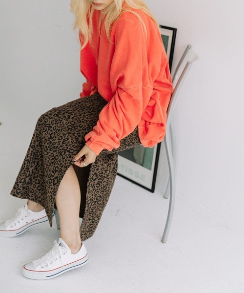 color pigment sweat/カラーピグメントスウェット ユニセックス着用可能(メンズ着用画像有)（スウェット）｜Flugge（フラッジー）