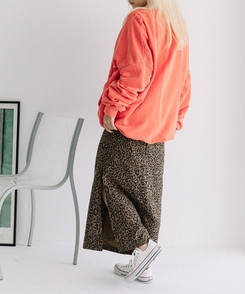 color pigment sweat/カラーピグメントスウェット ユニセックス着用可能(メンズ着用画像有)（スウェット）｜Flugge（フラッジー）