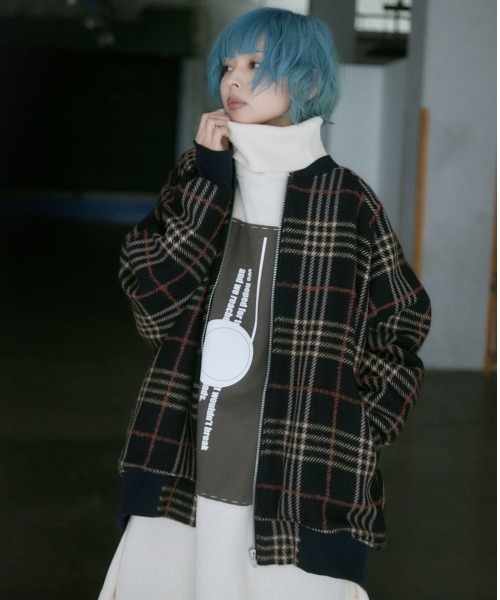 0658（ゼロロクゴーハチ）の「0658/ゼロロクゴーハチ/Signal turtleneck tops（パーカー・レディース・ブラック/クリーム・FREE）」の10枚目の写真