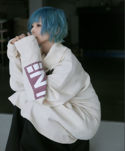 0658（ゼロロクゴーハチ）の「0658/ゼロロクゴーハチ/Signal turtleneck tops（パーカー・レディース・ブラック/クリーム・FREE）」の4枚目の写真