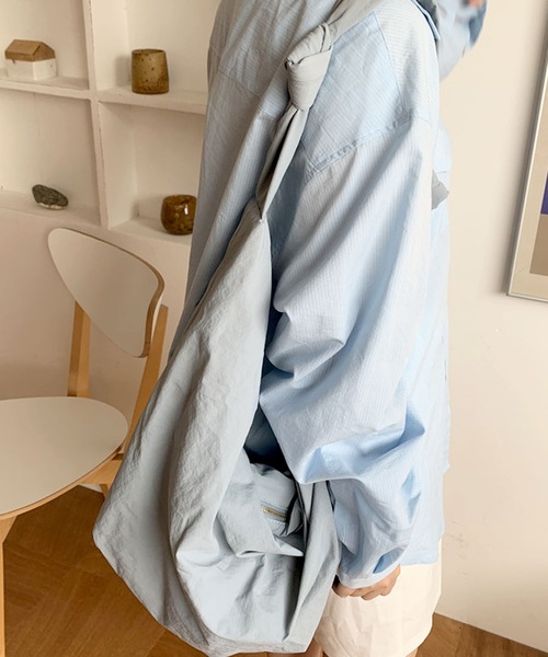 florist（フローリスト）の「【大容量/A4収納可】2WAY結びデザインワンハンドルトートバッグ（ショルダーバッグ・レディース・ライトブルー/ブラック/カーキ/ピンク/グリーン/ホワイト・FREE）」の18枚目の写真