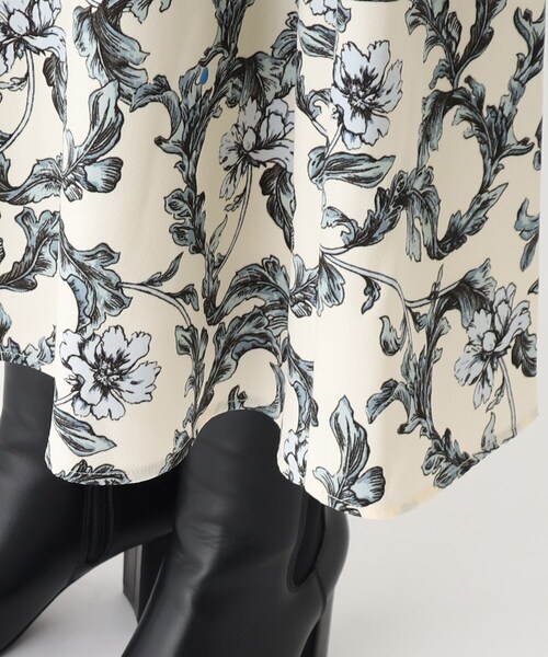 OPAQUE.CLIP(オペークドットクリップ)の「◆ボタニカルプリント ボウタイワンピース(ワンピース・レディース・アイボリー系/ブラック系・36/38/40)」の5枚目の写真