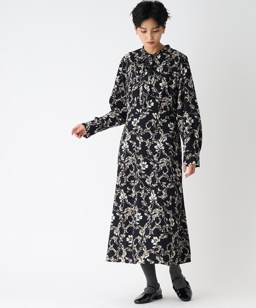 OPAQUE.CLIP(オペークドットクリップ)の「◆ボタニカルプリント ボウタイワンピース(ワンピース・レディース・アイボリー系/ブラック系・36/38/40)」の15枚目の写真