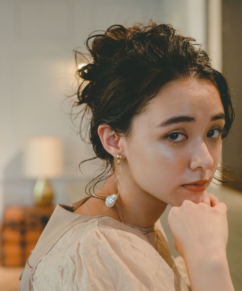 Kastane（カスタネ）の「【fiw.】baroque pearl earring（イヤリング・レディース・シルバー/ゴールド・FREE）」の11枚目の写真