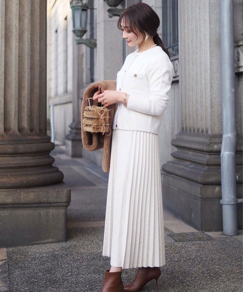 Riberry（リベリー）の「スエードポンチプリーツスカート（スカート