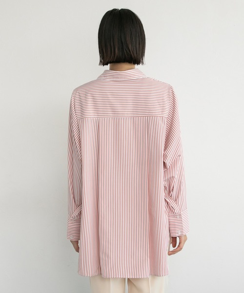 mysty woman（ミスティウーマン）の「BIGカフス2WAYシャツ　184588（シャツ/ブラウス・レディース・ベージュ系その他/ピンク系その他/ブルー系その他・FREE）」の4枚目の写真