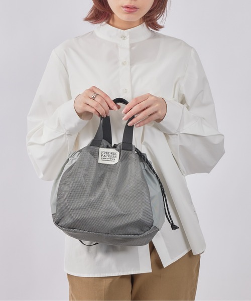 FREDRIK PACKERS(フレドリックパッカーズ)の「【FREDRIK PACKERS】限定別注品!210D MESH BLOOM SHOULDER フレドリックパッカーズ(ショルダーバッグ・レディース・ブラック/ベージュ/チャコールグレー・FREE)」の12枚目の写真