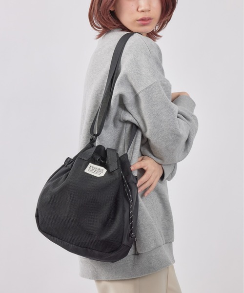 FREDRIK PACKERS(フレドリックパッカーズ)の「【FREDRIK PACKERS】限定別注品!210D MESH BLOOM SHOULDER フレドリックパッカーズ(ショルダーバッグ・レディース・ブラック/ベージュ/チャコールグレー・FREE)」の5枚目の写真