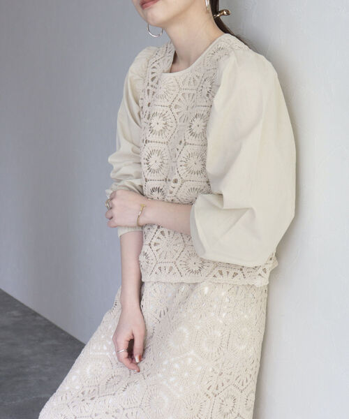 fredy emue（フレディエミュ）の「【セットアップ可能】コットンレースドッキングブラウス（シャツ/ブラウス・レディース・アイボリー/チャコールグレー・38）」の13枚目の写真