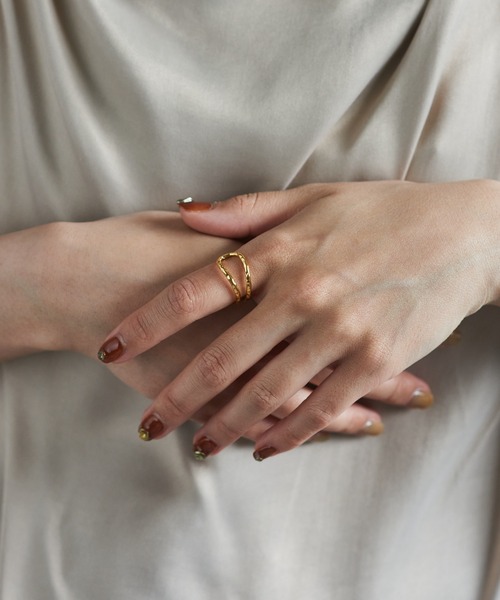 MAISON BREEZE（メゾンブリーズ）の「【MAISON BREEZE】ニュアンスラインリング 調整可能 KNF（リング・レディース・シルバー/ゴールド・FREE）」の10枚目の写真