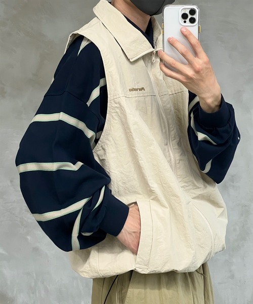 Perushu（ペルーシュ）の「スタンドネックナイロンベスト（ベスト・メンズ・ブラック/ベージュ/ネイビー・MEDIUM/LARGE）」の21枚目の写真