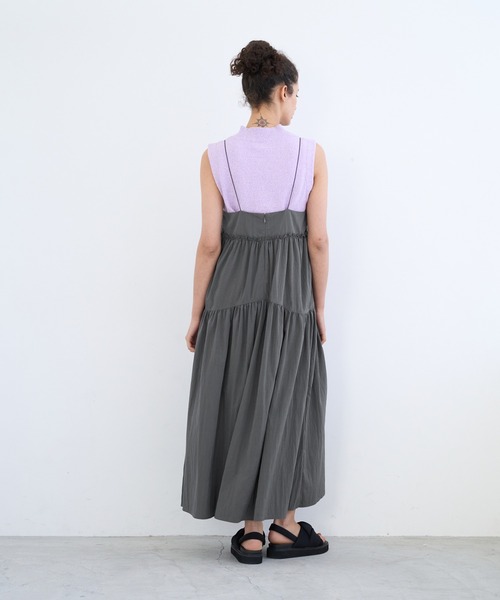 LANVIN en Bleu（ランバンオンブルー）の「ティアードキャミワンピース（ワンピース・レディース・グレー/ブラック・38）」の3枚目の写真