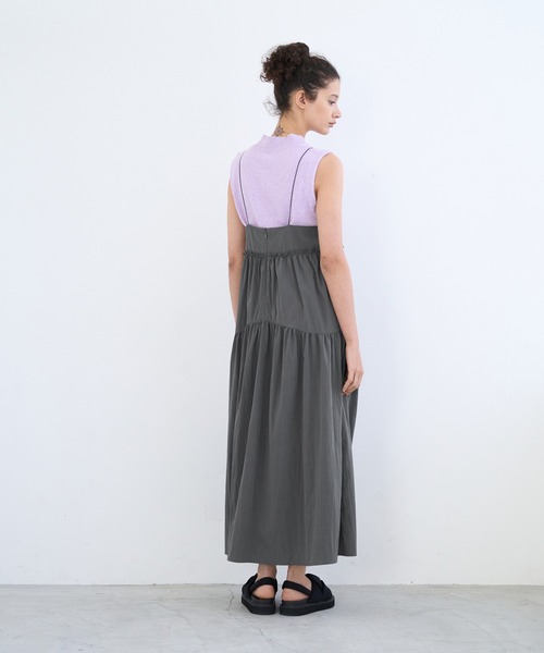 LANVIN en Bleu（ランバンオンブルー）の「ティアードキャミワンピース（ワンピース・レディース・グレー/ブラック・38）」の5枚目の写真