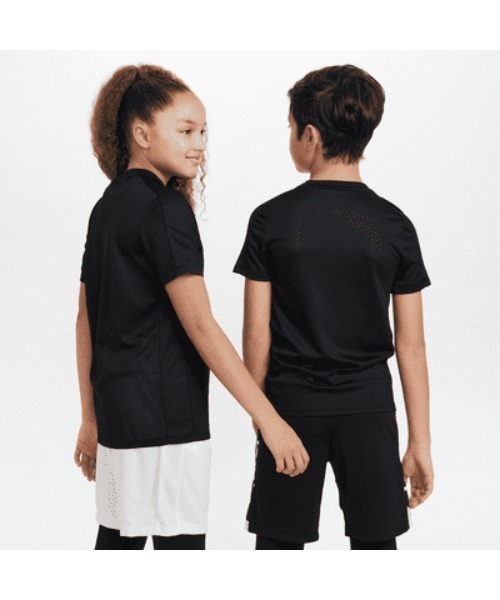 NIKE（ナイキ）の「《NIKEアパレル》ナイキ YTH アカデミー グラフィック S/Sトップ（Tシャツ/カットソー・キッズ・カーキ/ブラック/レッド/ロイヤルブルー・150/140/130/160）」の7枚目の写真